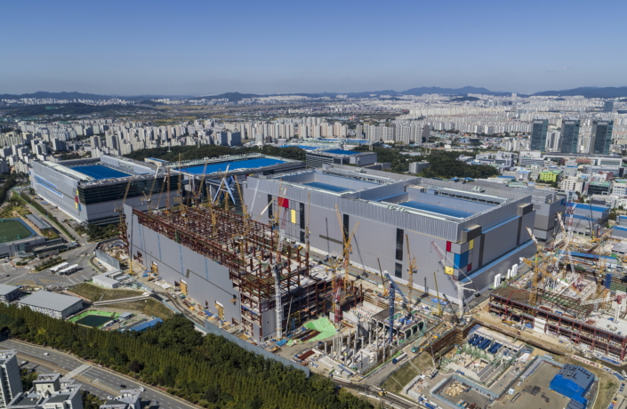 多国激励措施下制造业回流效果初显,半导体 “逆全球化”加速发酵?.jpg 多国激励措施下制造业回流效果初显,半导体 “逆全球化”加速发酵?.jpg