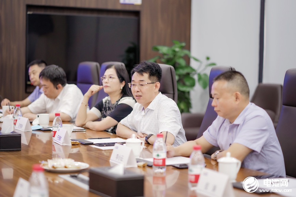 风口与风险并存 供需错配之下 电池新能源行业如何破局?.jpg 风口与风险并存 供需错配之下 电池新能源行业如何破局?.jpg