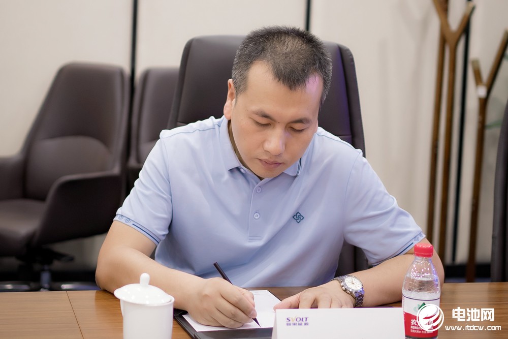 风口与风险并存 供需错配之下 电池新能源行业如何破局?.jpg 风口与风险并存 供需错配之下 电池新能源行业如何破局?.jpg