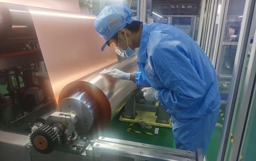 安徽慧儒年产8万吨铜箔项目一期投产!广西华创4μm高抗拉极薄锂电铜箔试产.jpg 安徽慧儒年产8万吨铜箔项目一期投产!广西华创4μm高抗拉极薄锂电铜箔试产.jpg
