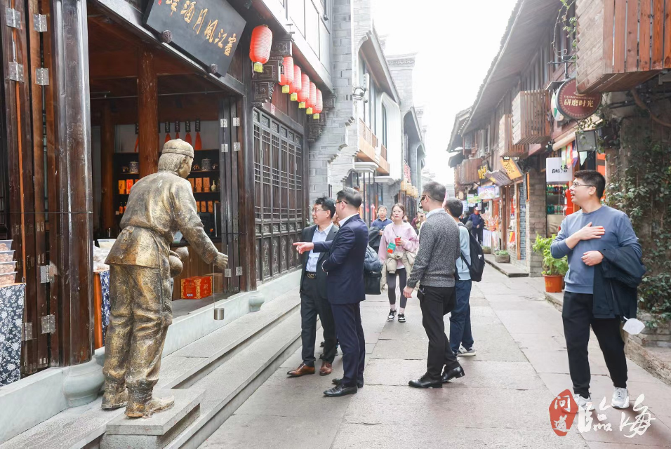 电池百人会企业家“问道”临海 赏盎然春景 游千年古城.png 电池百人会企业家“问道”临海 赏盎然春景 游千年古城.png