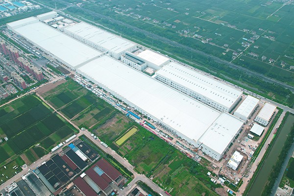 探秘盐城飞叠短刀基地 解锁蜂巢能源PHEV市场爆发密码 探秘盐城飞叠短刀基地 解锁蜂巢能源PHEV市场爆发密码