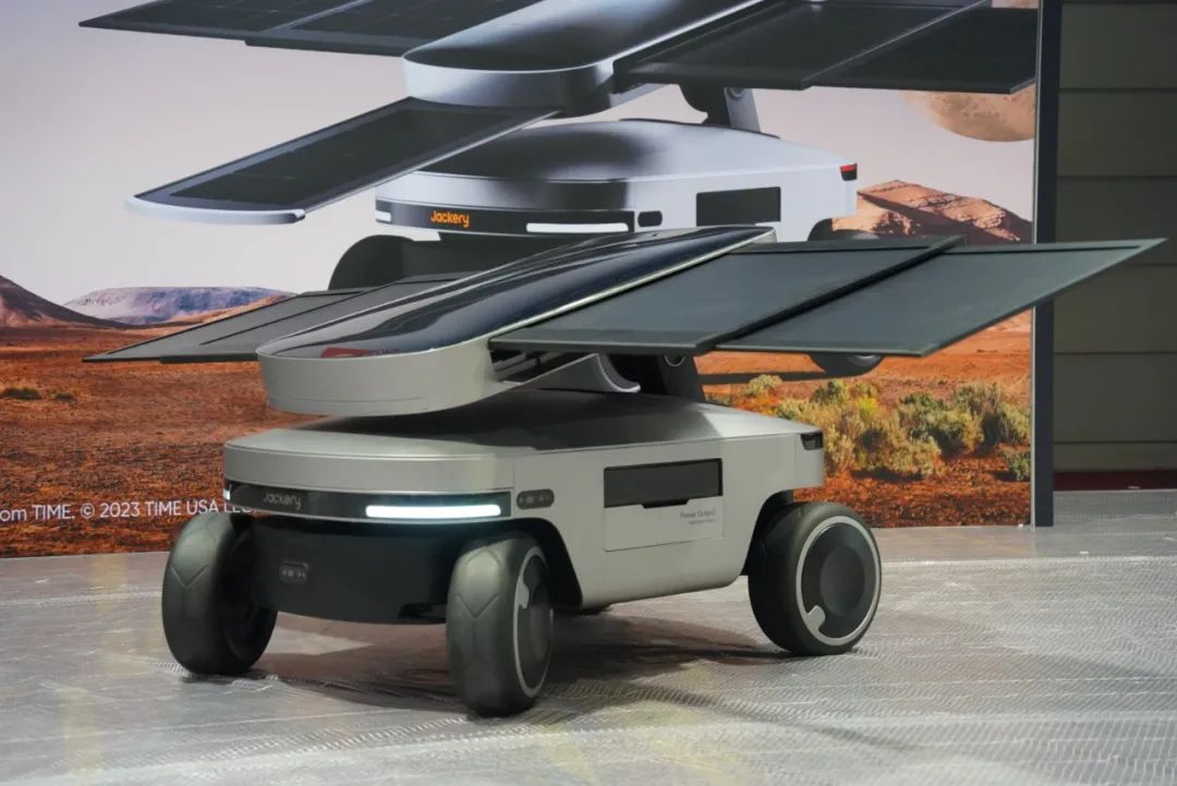 华宝新能携《时代周刊》获奖产品Jackery电小二光充火星机器人闪耀CES 2024