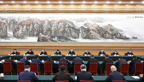 2月17日,中共中央总书记、国家主席、中央军委主席习近平在京出席民营企业座谈会并发表重要讲话。 新华社记者 申宏 摄 2月17日,中共中央总书记、国家主席、中央军委主席习近平在京出席民营企业座谈会并发表重要讲话。 新华社记者 申宏 摄