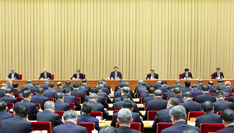 12月11日至12日,中央经济工作会议在北京举行。中共中央总书记、国家主席、中央军委主席习近平出席会议并发表重要讲话。李强、赵乐际、王沪宁、蔡奇、丁薛祥、李希出席会议。新华社记者 姚大伟 摄 12月11日至12日,中央经济工作会议在北京举行。中共中央总书记、国家主席、中央军委主席习近平出席会议并发表重要讲话。李强、赵乐际、王沪宁、蔡奇、丁薛祥、李希出席会议。新华社记者 姚大伟 摄