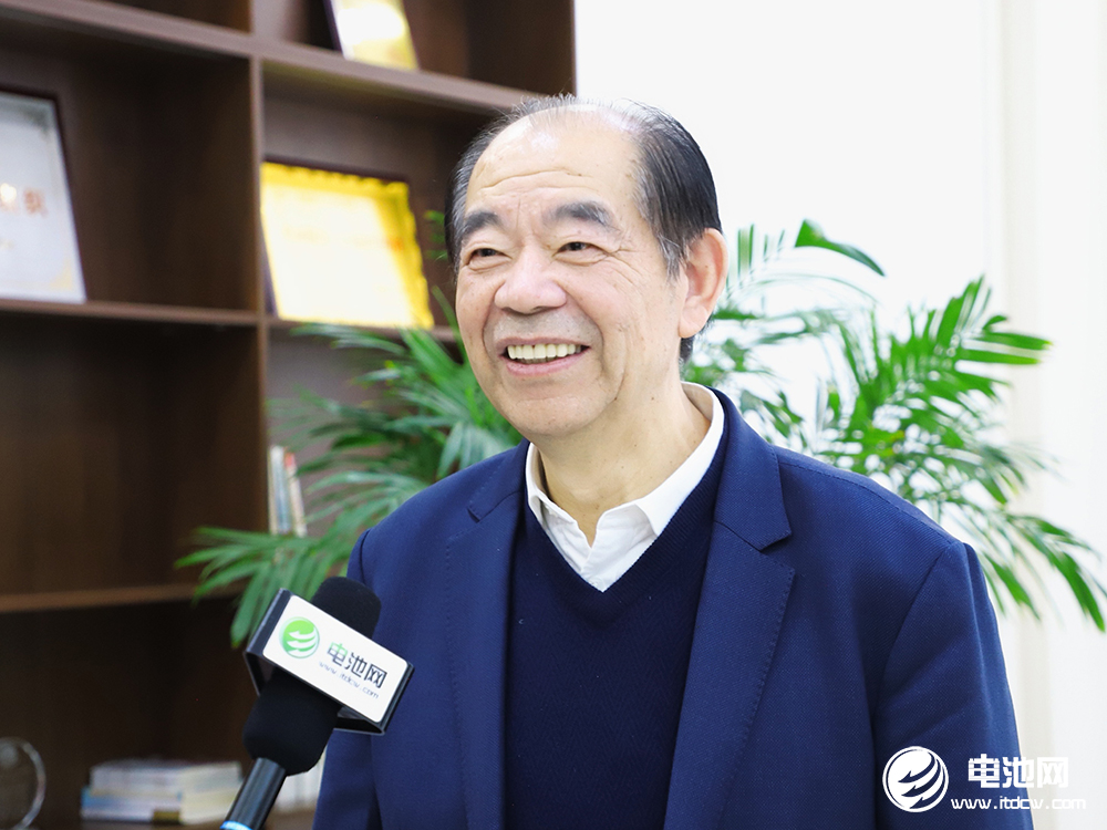 李世江 李世江