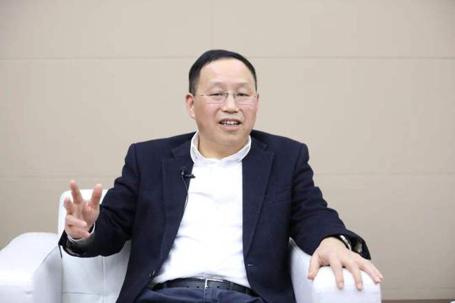 小康股份张兴海:加快芯片上车 推动川渝新能源车产业链一体化发展