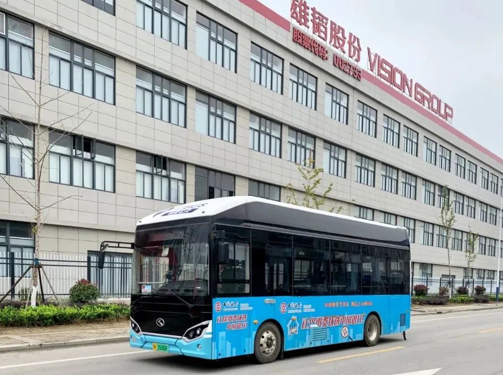 助力实现双碳目标 雄韬REVO锂电解决方案已普及到数据中心产业