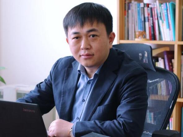 电池百人会常务理事：中科华联郅立鹏