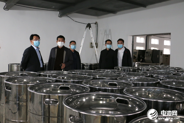 电解液及其关键材料上市公司业绩汇总 市场竞争格局或生变