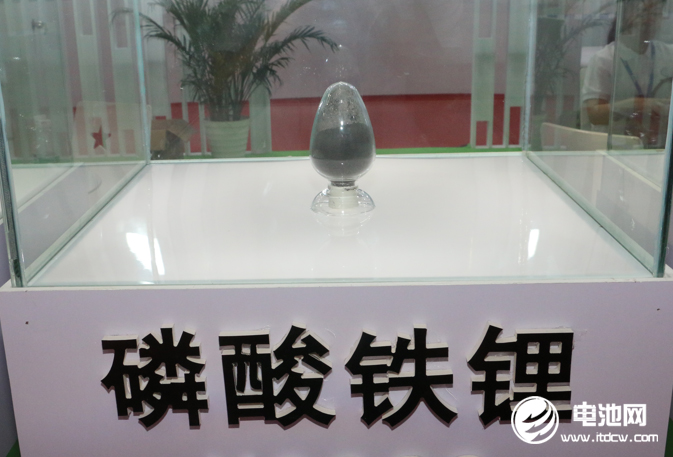 磷酸铁锂市场热度不减！一日内多家上市公司传出新动态