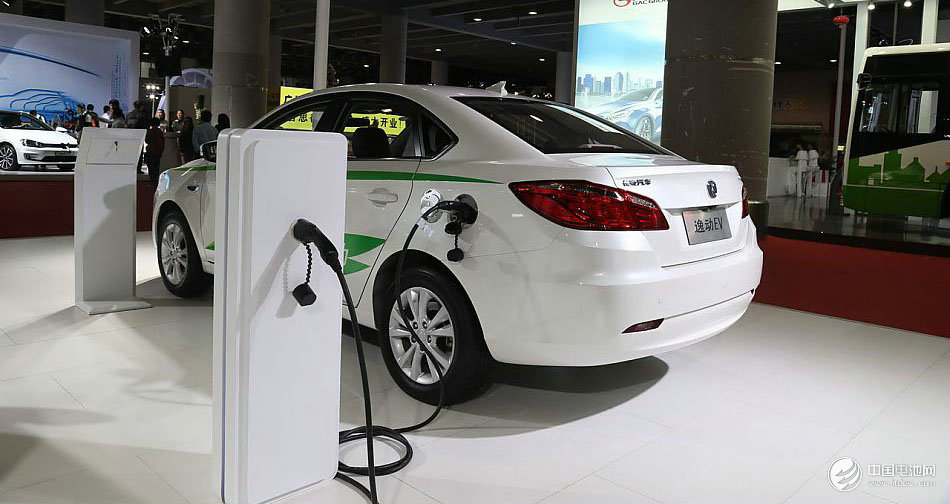 上海地方补贴将“退坡” 新能源汽车“主动出击”