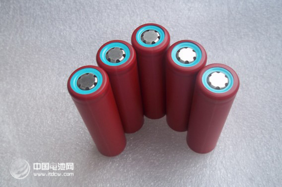 加拿大化学家发现硅纳米粒子可使锂电池蓄电能力提高10倍