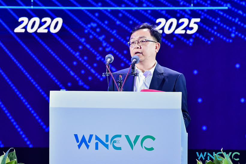 比亚迪王传福:提议国家尽快制定全面电动化的发展规划