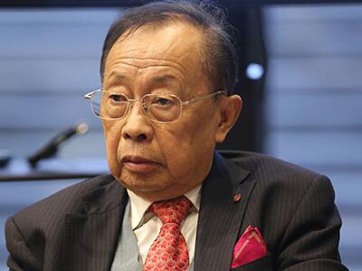 陈清泉：新能源汽车充电网只有融合到微网才具有意义