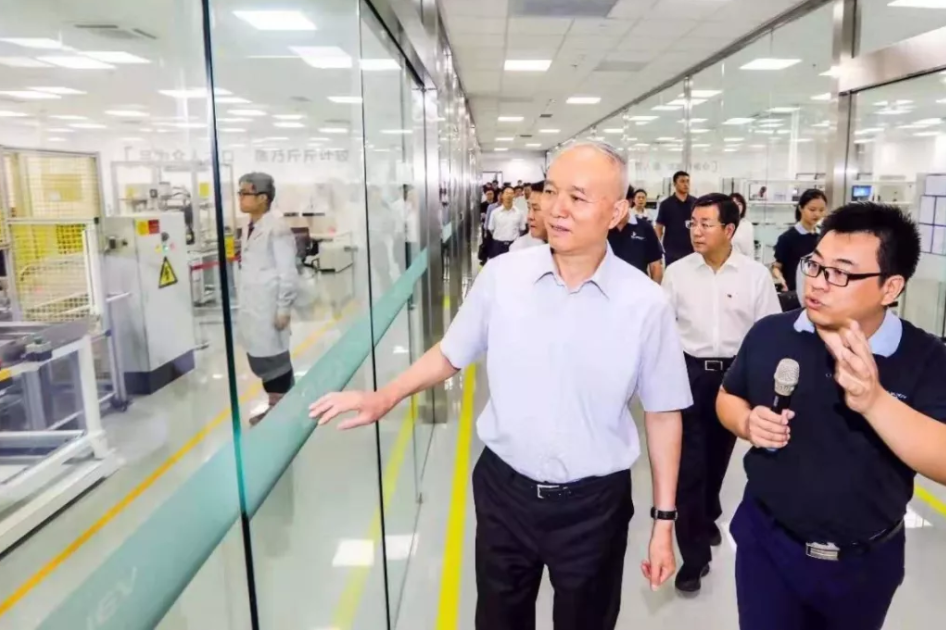 蔡奇陈吉宁调研北汽新能源 勉励北汽在新能源车领域做得更好