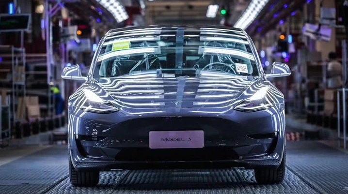 特斯拉上海超级工厂恢复生产与交付 国产Model 3周产达3000辆