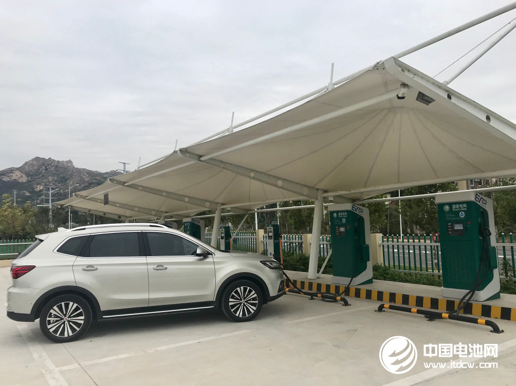 疫情拐点未到 车市曙光已现