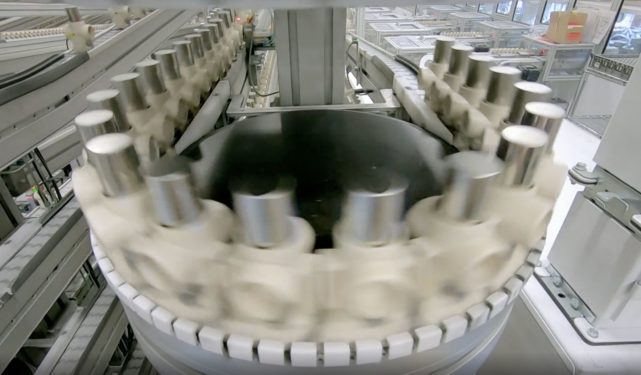 百万续航不是梦？特斯拉电池团队称即将突破能量密度技术障碍