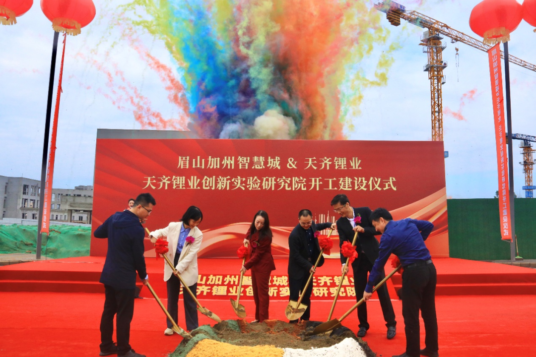 碳酸锂吨价跌至16.6万元!两家上市公司公布锂矿探矿权最新动态