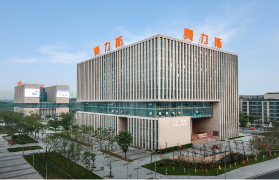 估值102.33亿！赛力斯25亿收购华为问界资产值不值？