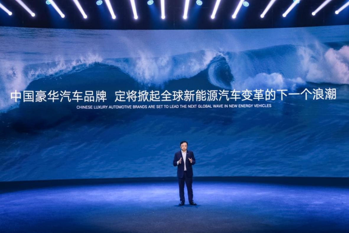 全球首个且腾势专属!剑指全球豪华市场!比亚迪全新黑科技易三方发布