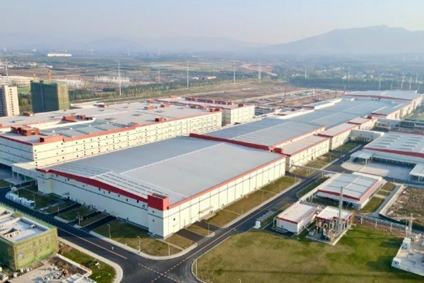 总投资280亿元 宁德时代洛阳基地首条电芯生产线投产