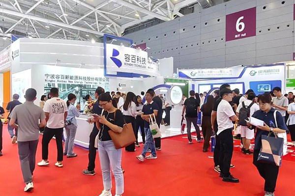 硬核科技实力秀 容百科技携创新产品矩阵亮相CIBF 2025