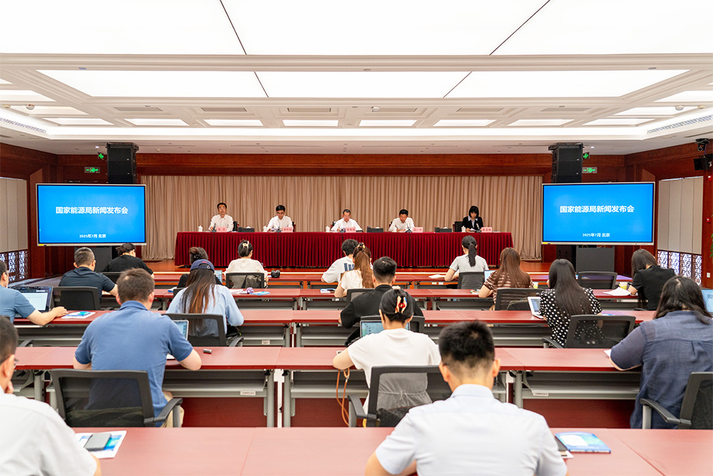 新型储能技术路线百花齐放 我国装机规模全球占比超40%