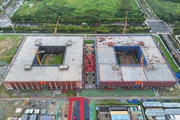 约10亿！国轩新能源汽车验证及储能研发基地项目主体结构封顶