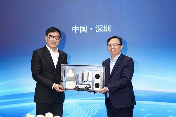 两大龙头联手!比亚迪与美的解锁车家无缝互联