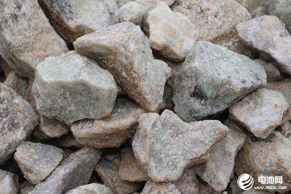 “亚洲锂都”拟注销27个采矿权！华友钴业/盛新锂能再签大单