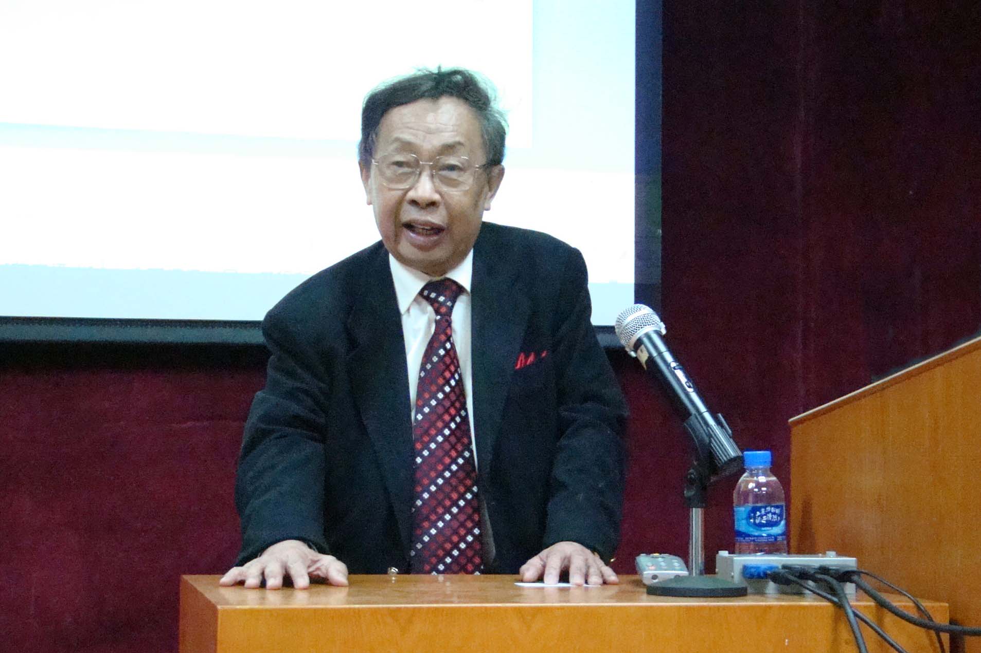 陈清泉：新能源汽车的环保性不容置疑 且意义远不至于此