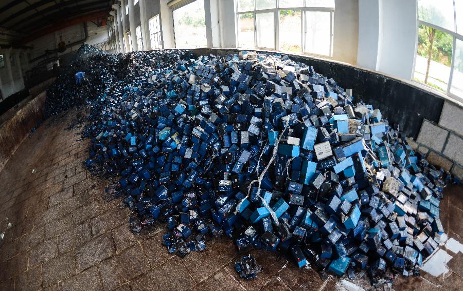 热点评说 | 整治废旧铅酸电池流入黑市 需要立法发力