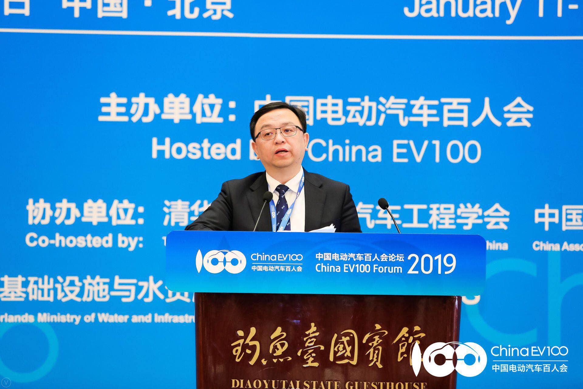 王传福：新能源汽车一半政策市场一半是市场推广