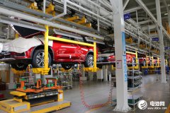 全球电动车“狂潮”来临 2030年电池业需新增投资5600亿美元
